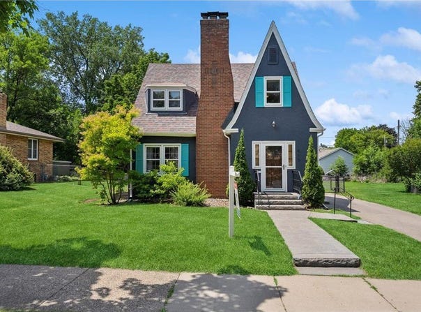 917 Bidwell Street, West Saint Paul, MN 55118
