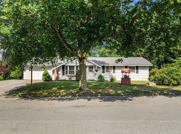 5 Villa Lane, Peabody, MA 01960