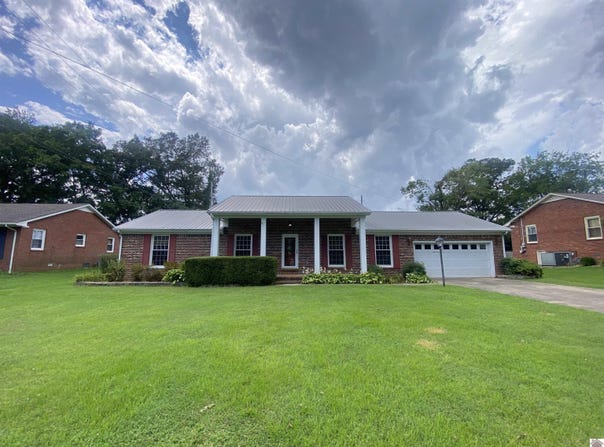 39 Gibbs Store Road, Murray, KY 42071
