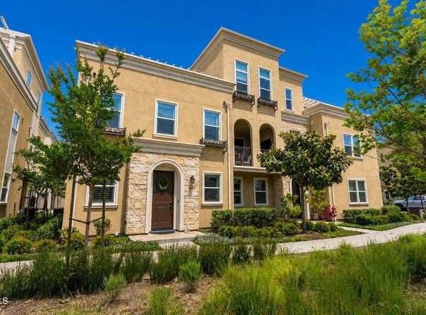 643 Winchester Drive, Oxnard, CA 93036