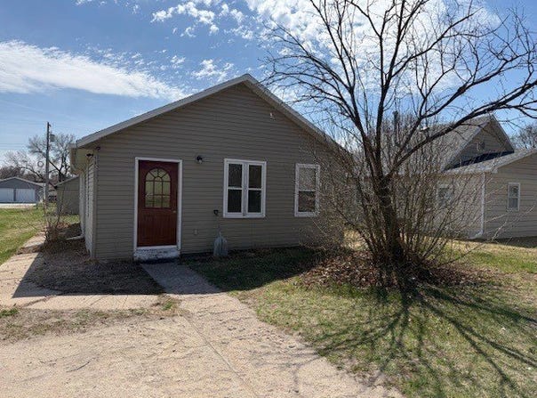 905 E Everett St., O'Neill, NE 68763