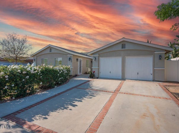 22437 Haynes Street, West Hills, CA 91307