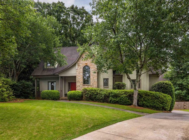 2157 CAMERON CIRCLE, HOOVER, AL 35242