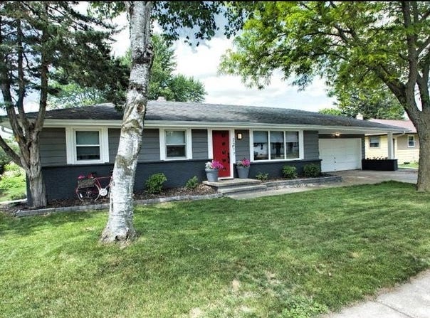 2217 N GILLETT Street, APPLETON, WI 54914