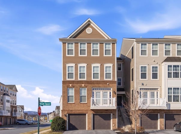 5902 FORUM Square, FREDERICK, MD 21703