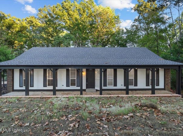 2398 Placid Cove, Nesbit, MS 38651