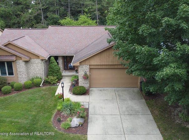 3508 Muirfield Drive, Lansing, MI 48911