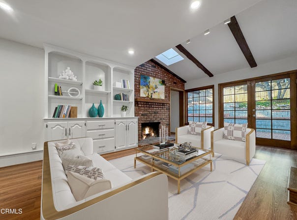 5028 El Adobe Lane, La Crescenta, CA 91214