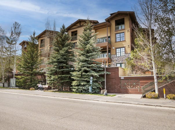 104 VILLAGE Way, Sun Valley, ID 83353