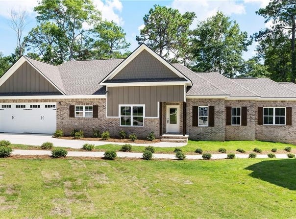 4502 Lakewood Park Drive, Phenix City, AL 36867