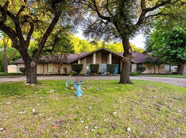 802 Rock Canyon Drive, Duncanville, TX 75137