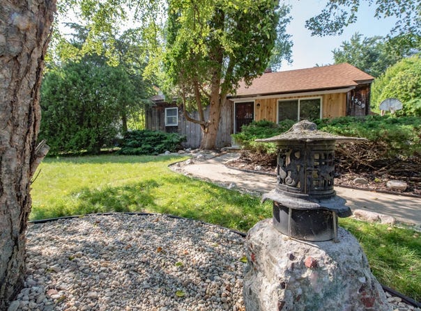 1309 E Saint Andrews Drive, Midland, MI 48642
