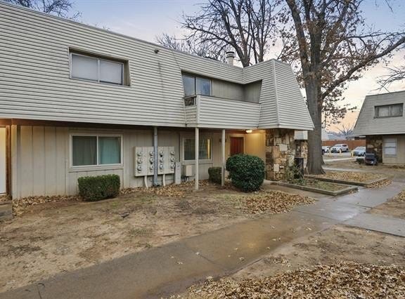 2215 E 67th Street, Tulsa, OK 74136