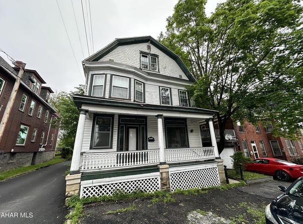 868 25th Street, Altoona, PA 16601