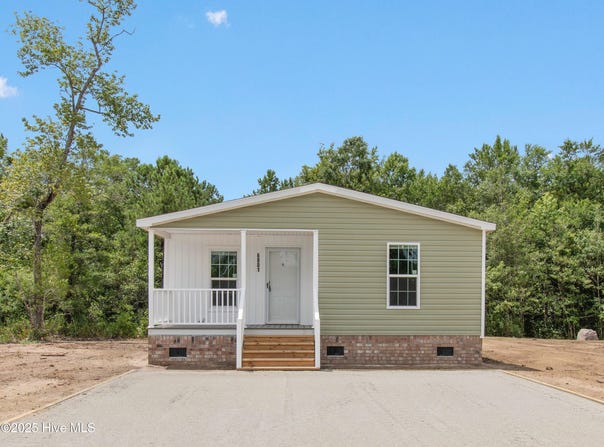 6801 Lewis Drive SE, Winnabow, NC 28479