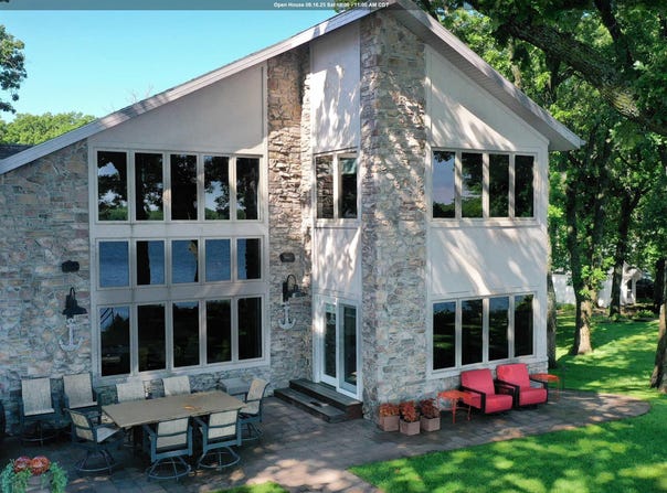 1012 Hill Street, Wahpeton, IA 51351