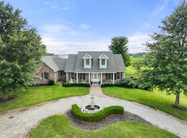 7904 S SR 129, Versailles, IN 47042-9183