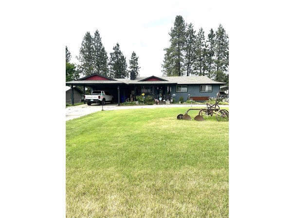 707 Crawford Ave, Deer Park, WA 99006