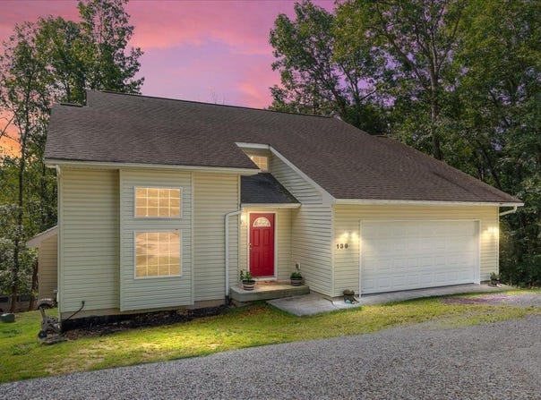 139 MAPLE AVE, MOUNT JACKSON, VA 22842