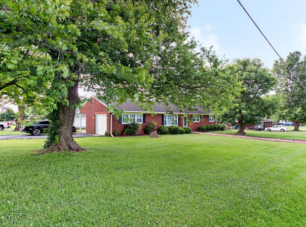 904 Nokomis Street, Danville, KY 40422