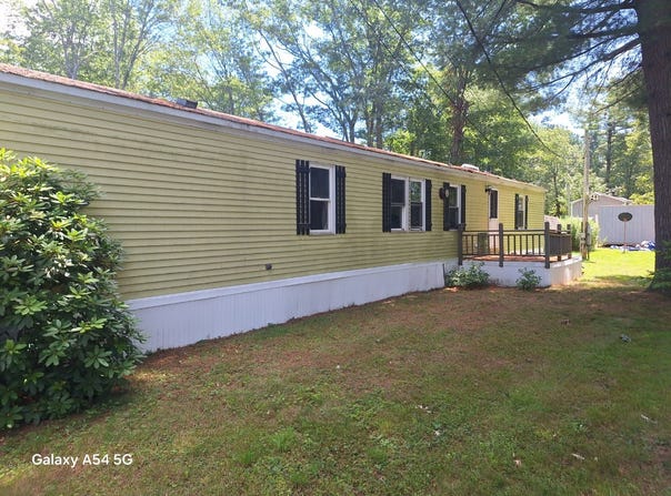 33 Primrose Lane, Brunswick, ME 04011