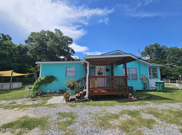 2305 Roberts Avenue, Gulfport, MS 39501