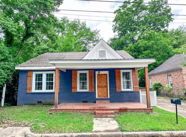 418 9th St S, Columbus, MS 39701