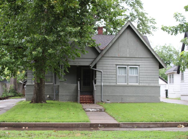 310 E 16th Ave, Hutchinson, KS 67501