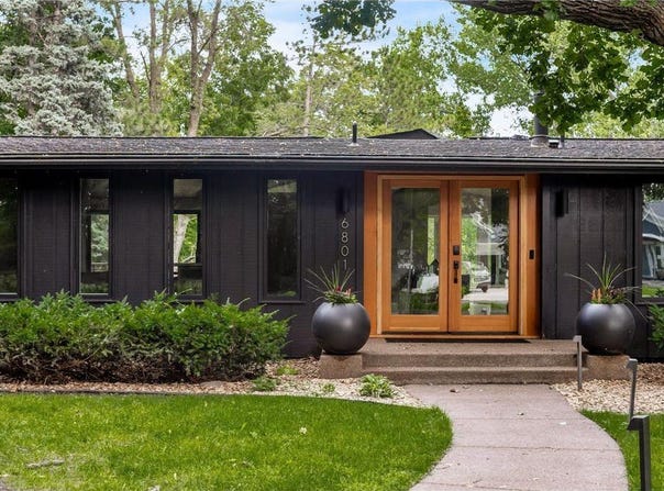 6801 Utica Terrace, Chanhassen, MN 55317