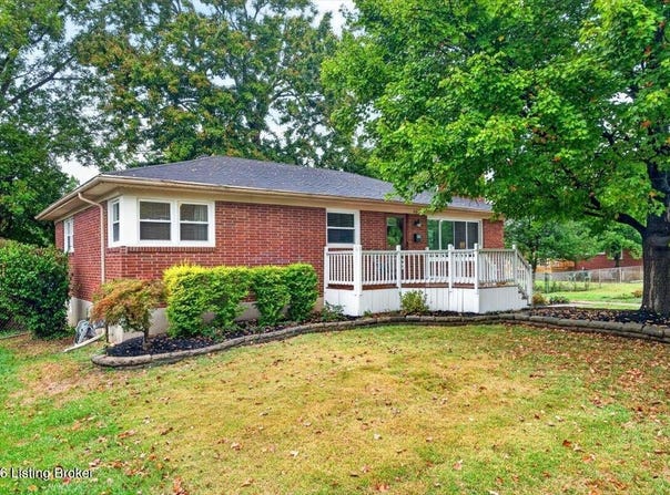 410 Marengo Dr, Louisville, KY 40243