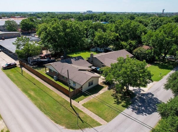 120 N 5th Street, Midlothian, TX 76065