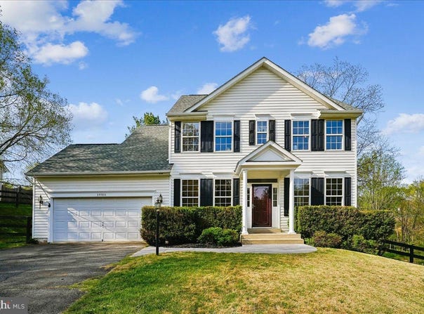 35580 SASSAFRAS DR, ROUND HILL, VA 20141