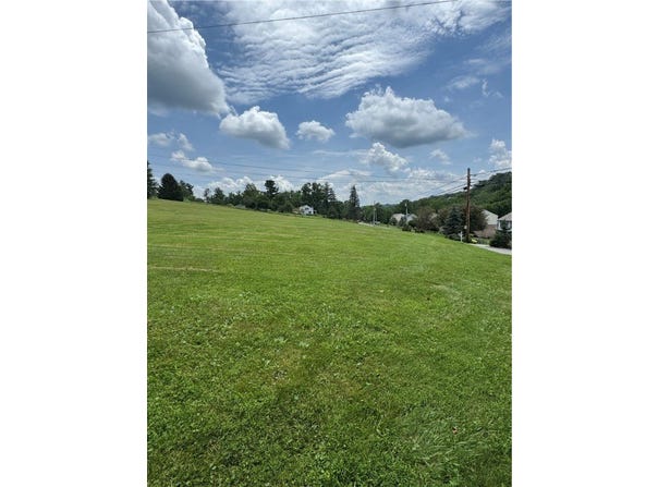 Lot 1 McCombs Rd, Peters Twp, PA 15367