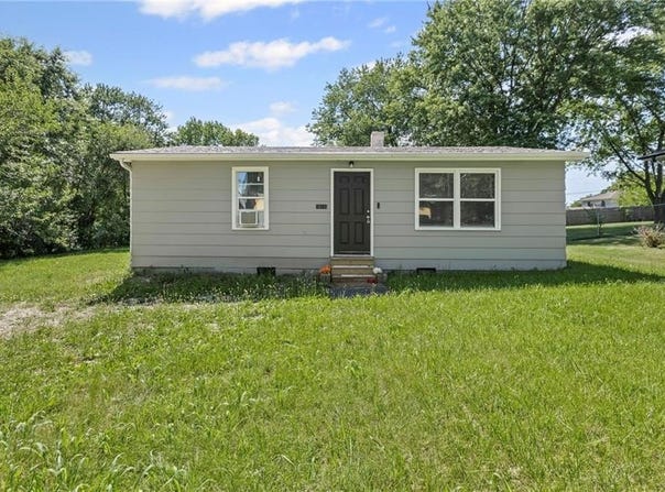 16110 Hight Avenue, Belton, MO 64012