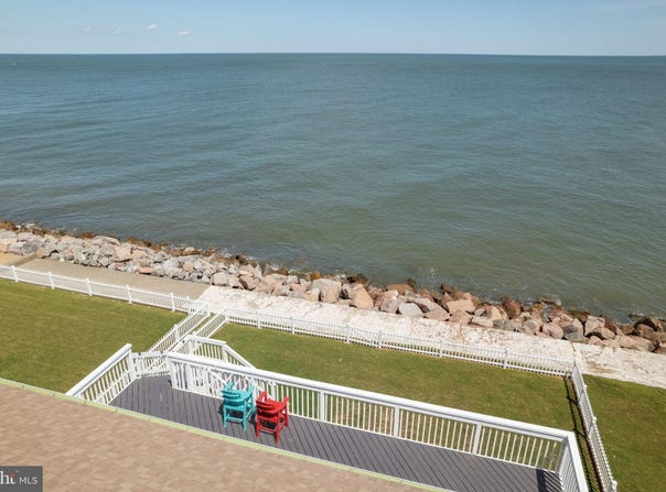 106 LIGHTHOUSE DRIVE, HAMPTON, VA 23664