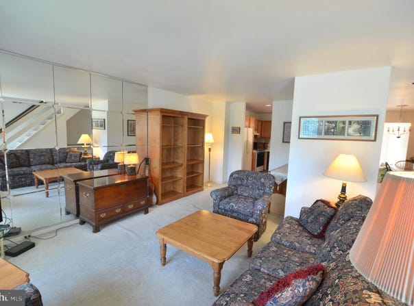 312 SCOLA ROAD, BROOKHAVEN, PA 19015