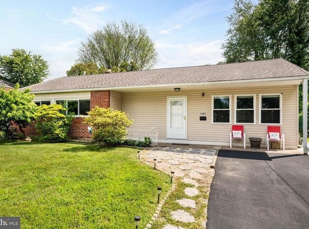 4402 BUCKFIELD TERRACE, FEASTERVILLE TREVOSE, PA 19053