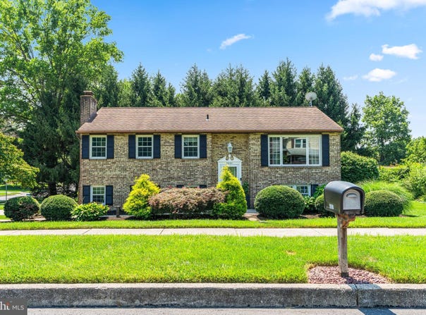 3601 BEECH RUN LANE, MECHANICSBURG, PA 17050