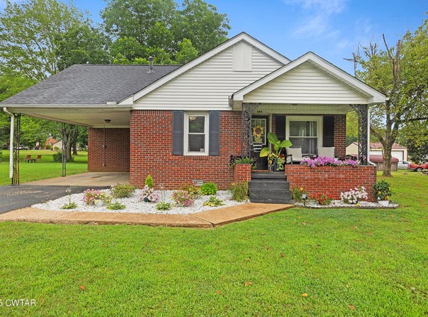 298 Florida Avenue N, Parsons, TN 38363
