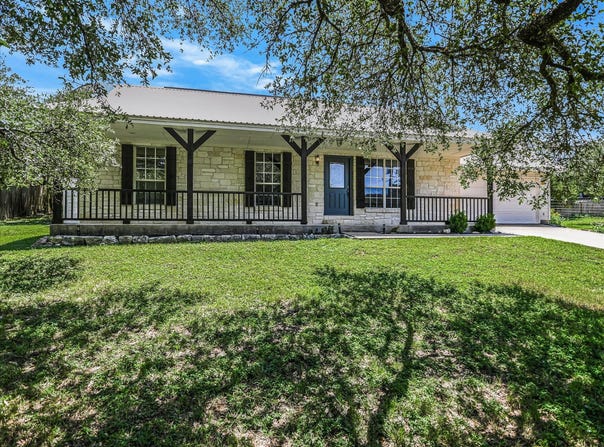 519 Cowal DR S, Spicewood, TX 78669
