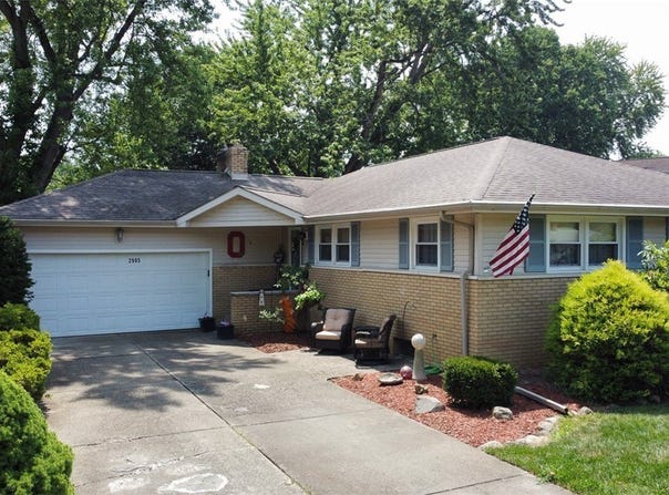 2985 Algonquin Drive, Youngstown, OH 44514