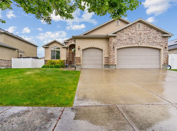 12522 S ANDREAS W, Riverton, UT 84096