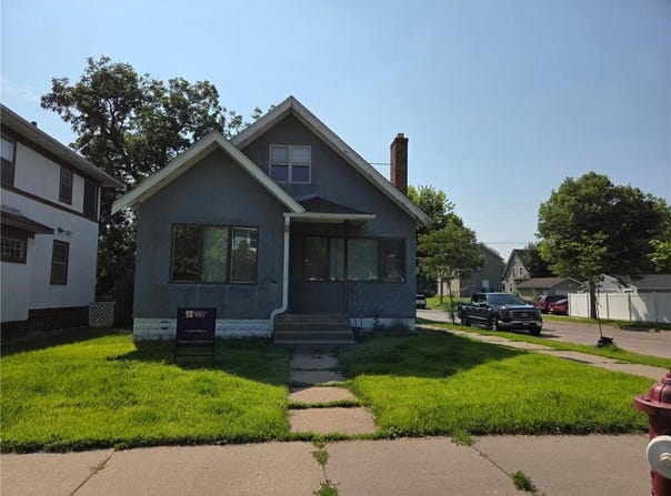 2959 Knox Avenue N, Minneapolis, MN 55411