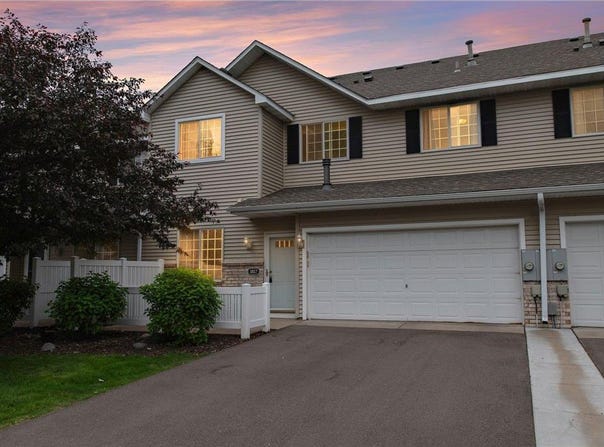 1817 111th Avenue NE, Blaine, MN 55449