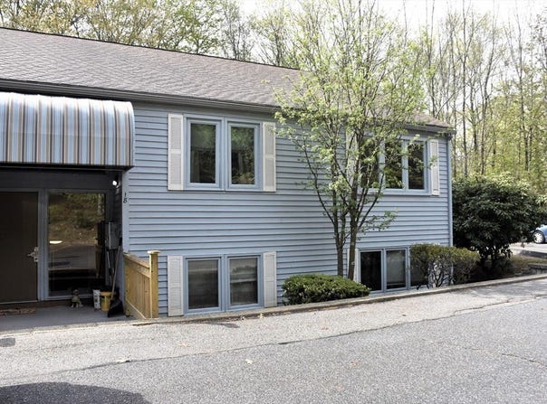 18 Maria Ave, Southbridge, MA 01550