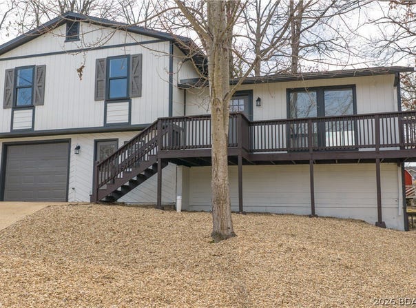 105 Forrestway Drive, Camdenton, MO 65020