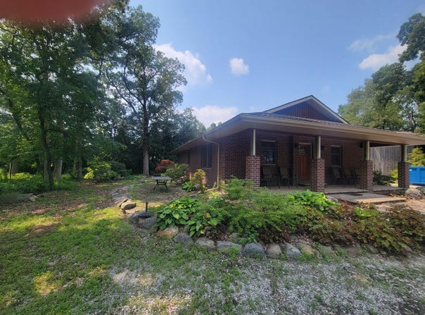 3607 N Us Hwy 421, Medaryville, IN 47957