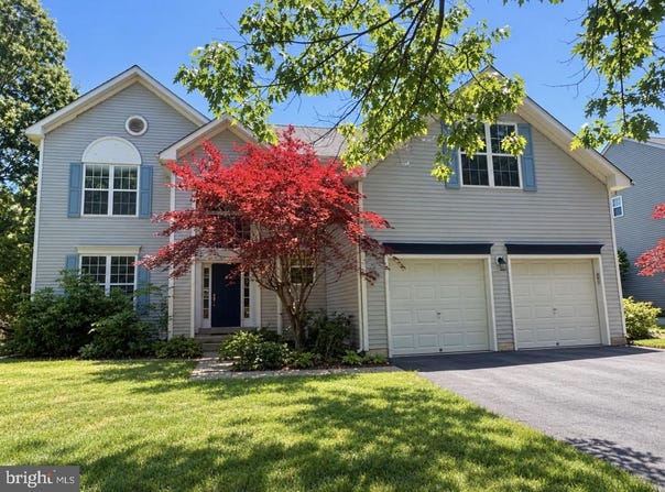1 DURHAM Way, EAST WINDSOR, NJ 08520