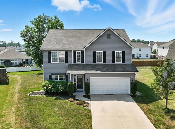 2219 Morgan Creek Drive, Fort Wayne, IN 46808