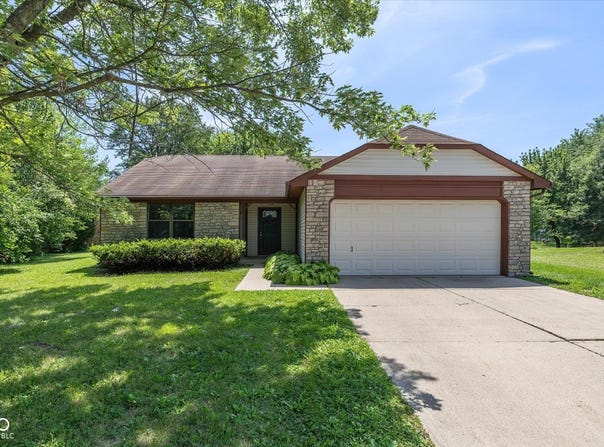 7313 Shanna Circle, Indianapolis, IN 46236